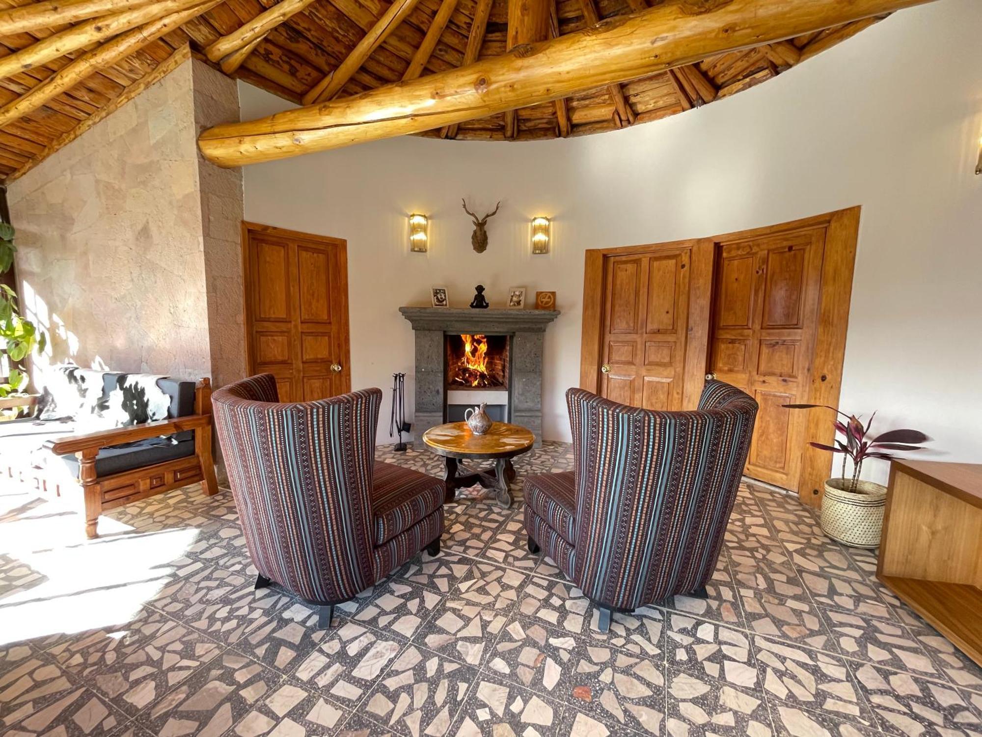 Cabanas Real Victoria Tlalpujahua Ngoại thất bức ảnh